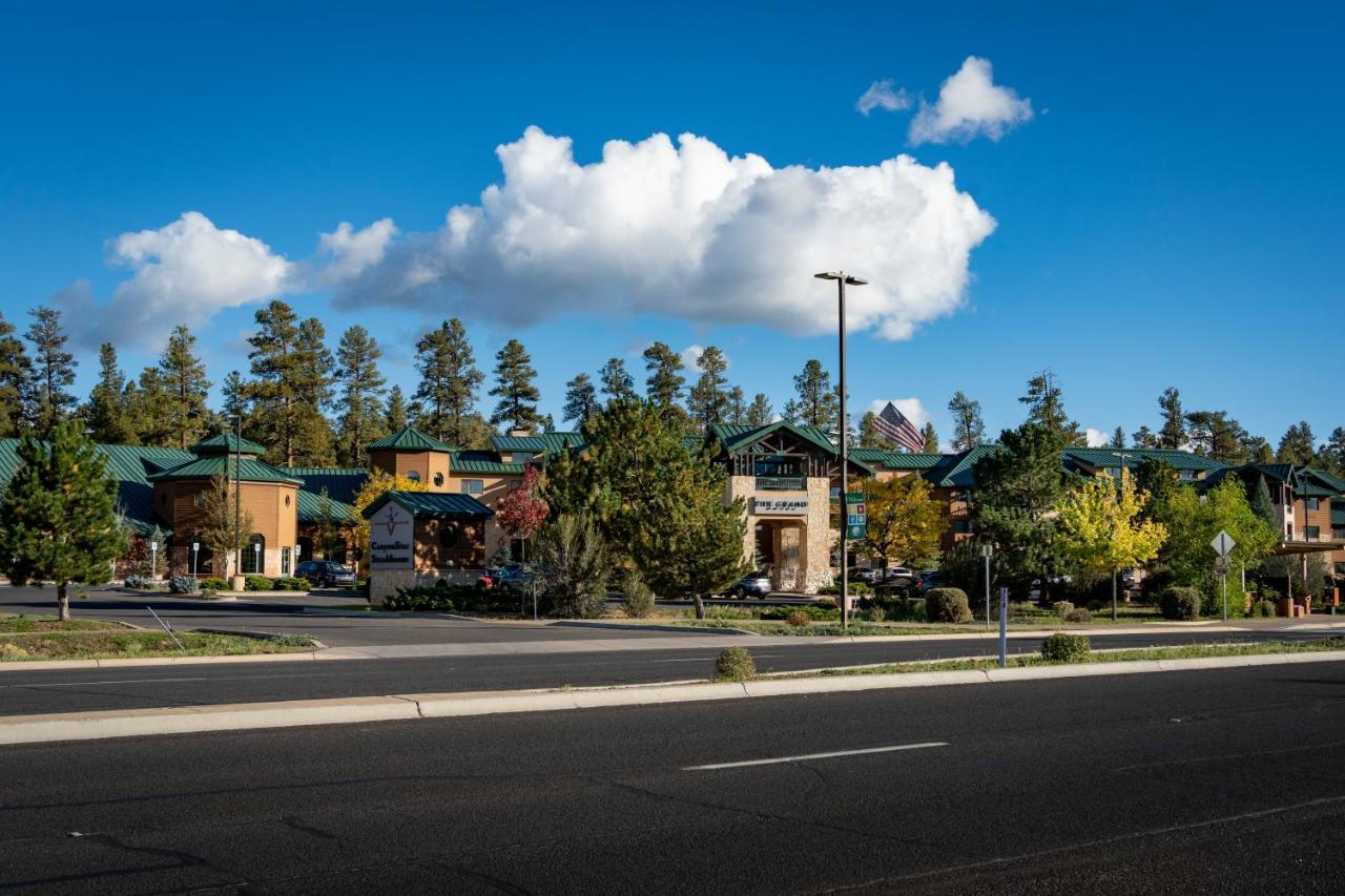 The Grand Hotel At The Grand Canyon Tusayan Dış mekan fotoğraf The Village at Grand Canyon on the South Rim
